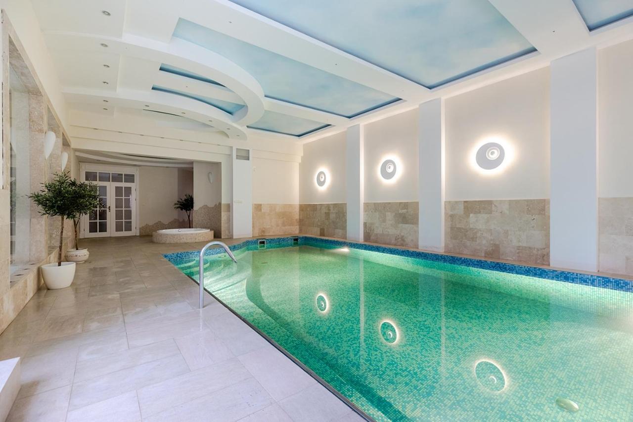 Luxury Villa Indoor Pool Warsaw Magdalenka Dış mekan fotoğraf